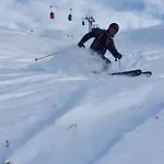Wellnessoase Mit Sauna Und Whirlpool